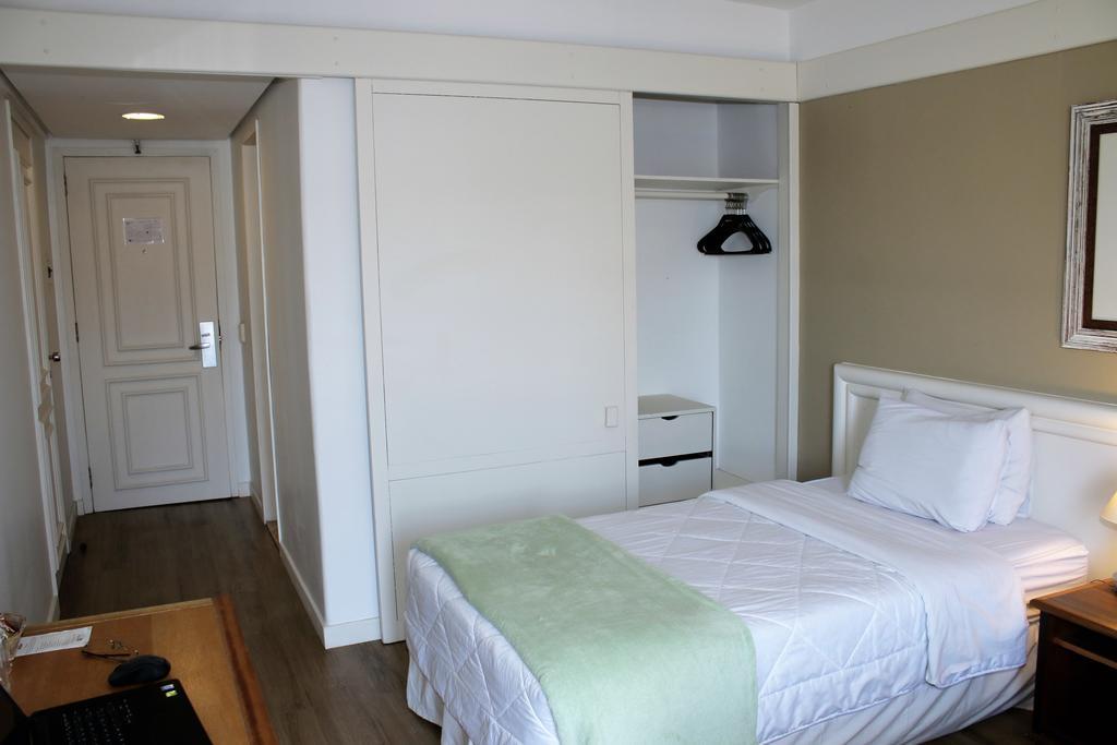 Continental Porto Alegre By Samba Hotel Exterior photo